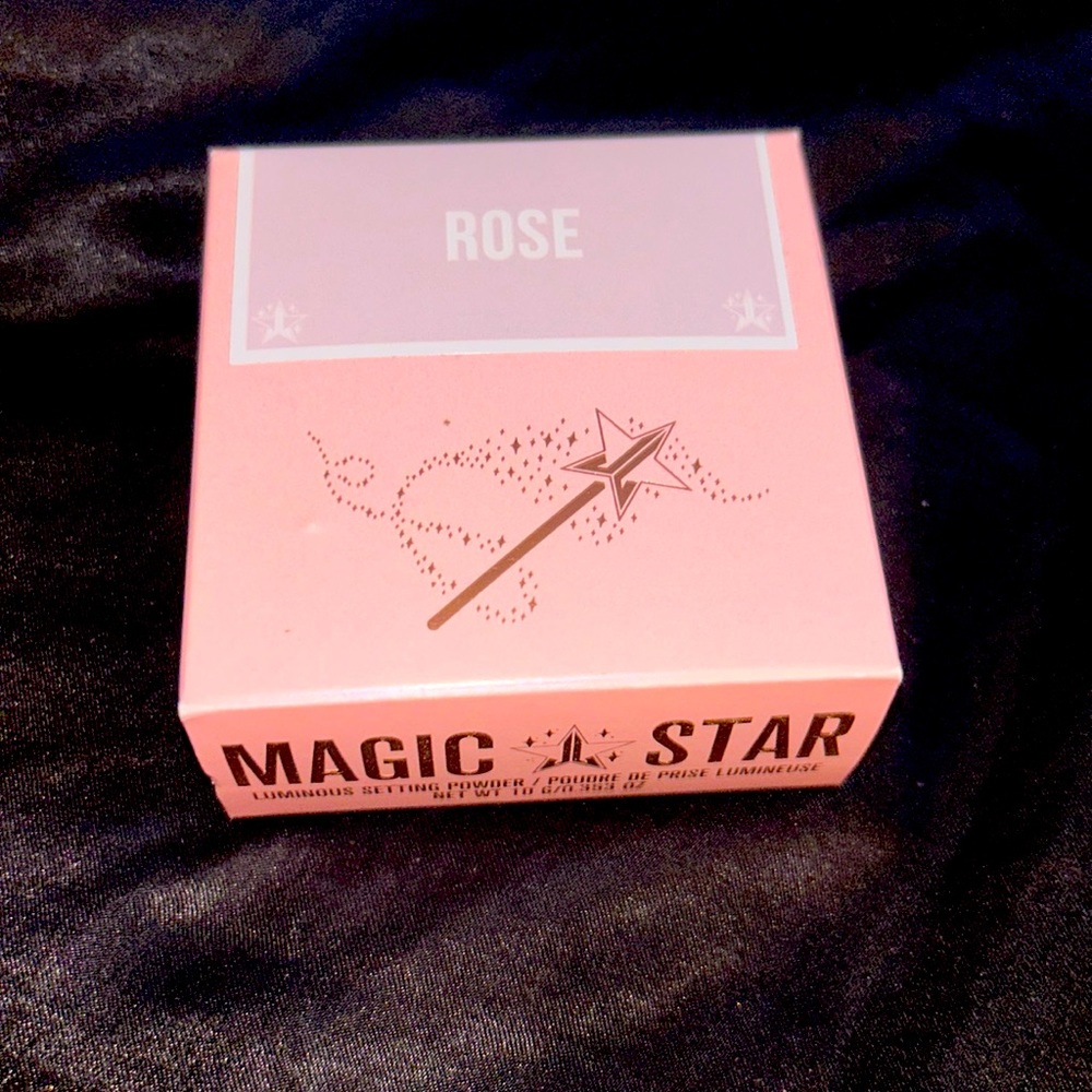 ⭐️BRAND NEW NEVER OPENED ⭐️ JEFFREESTAR 
💖PINK💖 SETTING POWER IN ROSE